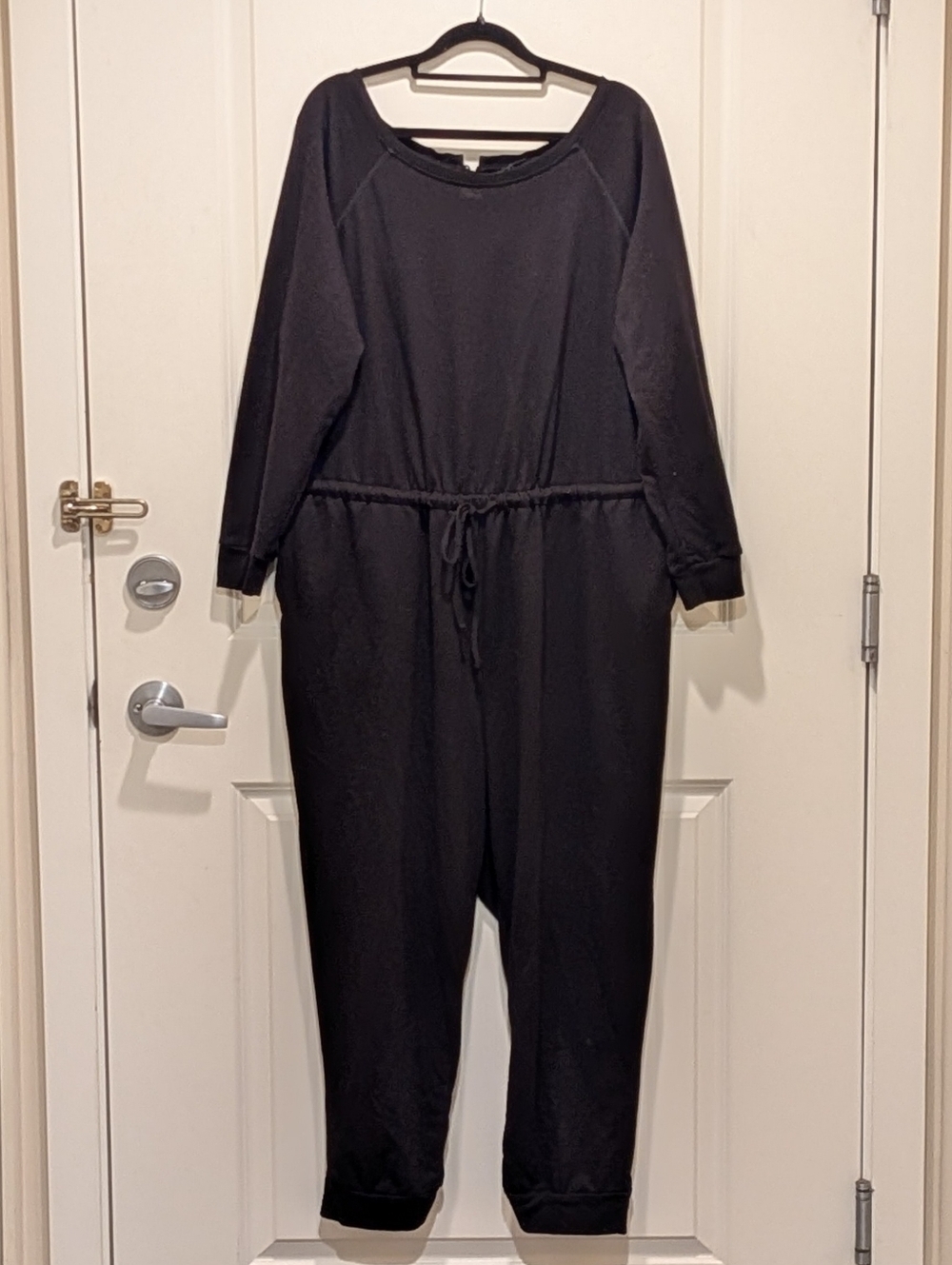 GUC Torrid 2 Black Rayon Blend 3/4 Sleeve Capri Length Jumpsuit